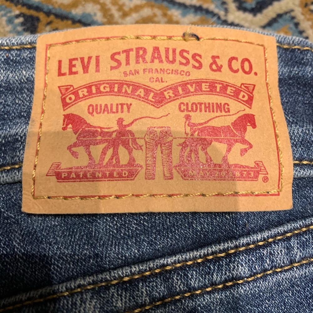 Levi’s Jeans - Picture 3 of 4